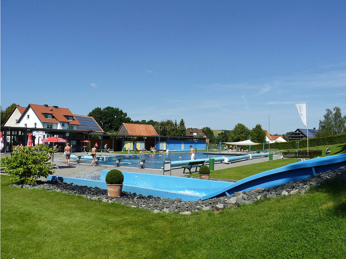 Impressionen aus Naumburg (Foto: Karl-Franz Thiede)